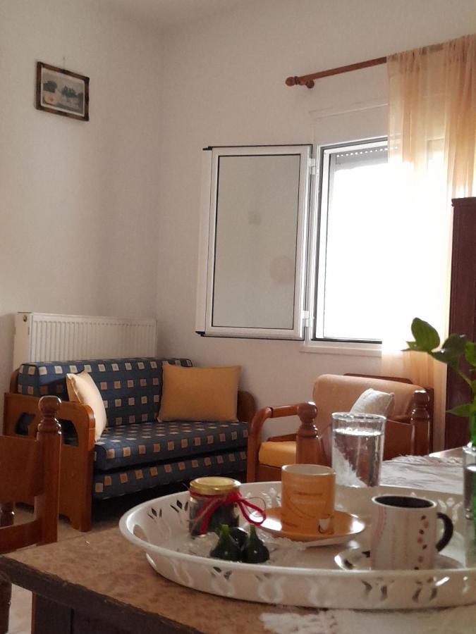 Το Σπίτι Της Ελένης Vlachia Exterior foto